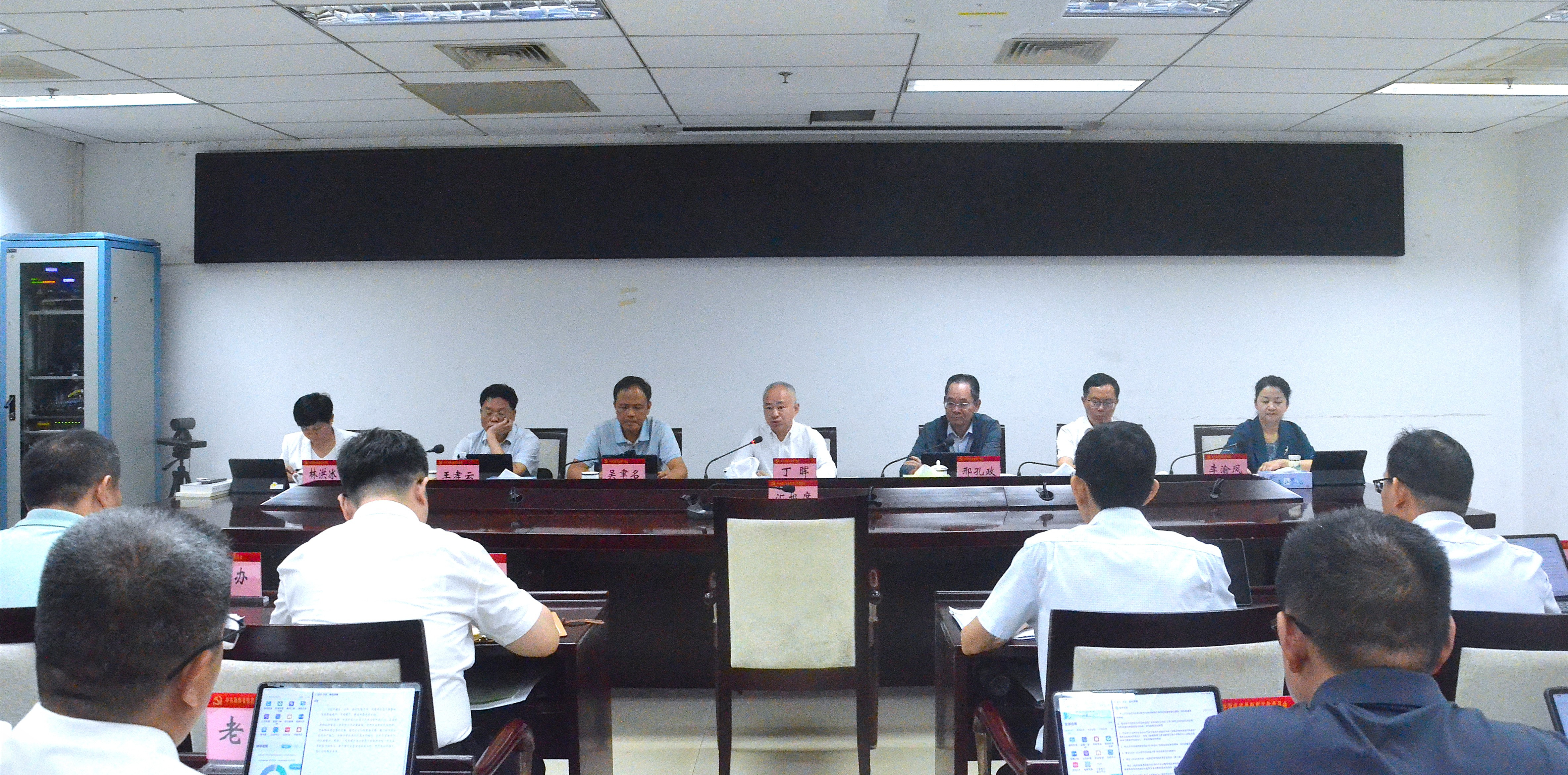 省教育厅党组召开（扩大）会议 传达全省防御超强台风“桦加沙”视频动员部署会议精神 部署全省教育系统防御准备工作